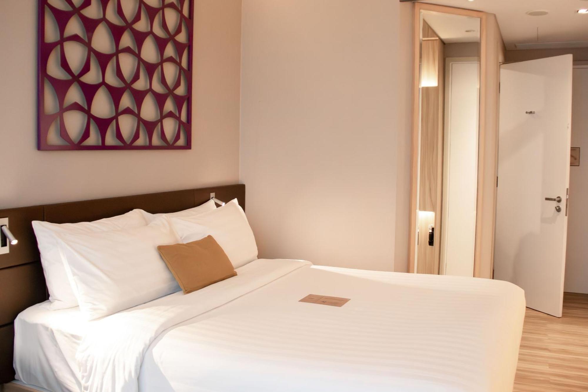 Mercure Singapore On Stevens מראה חיצוני תמונה